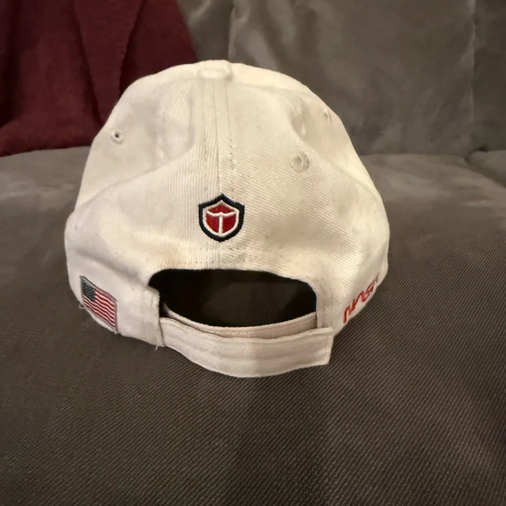 NASA Cream Baseball Cap - Picture 2 of 3